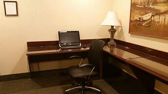 Holiday Inn Express Toledo West - Napoleon by IHG