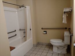 Holiday Inn Express Toledo West - Napoleon by IHG