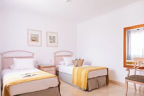 Ona Las Lomas Manga Club