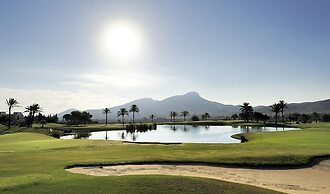 Ona Las Lomas Manga Club