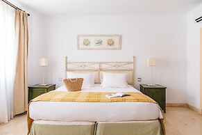 Ona Las Lomas Manga Club