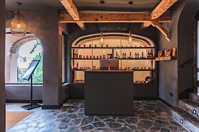 Ona Las Lomas Manga Club