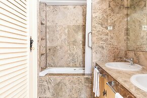 Ona Las Lomas Manga Club