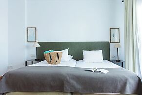 Ona Las Lomas Manga Club