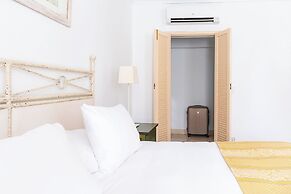 Ona Las Lomas Manga Club