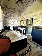 The Chanler at Cliff Walk