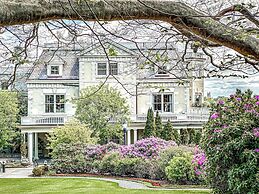 The Chanler at Cliff Walk