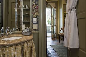 The Chanler at Cliff Walk