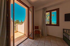 Hotel Baia Del Capitano