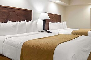 Baymont by Wyndham Jamestown Conference Center & Water Park
