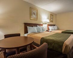 Econo Lodge Inn & Suites