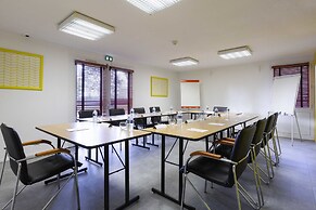 Comfort Hotel Orleans Saran