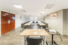 Comfort Hotel Orleans Saran