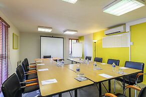 Comfort Hotel Orleans Saran