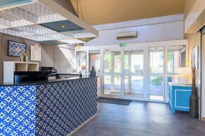 Comfort Hotel Orleans Saran