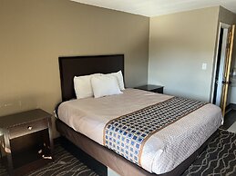 Westbridge Inn & Suites