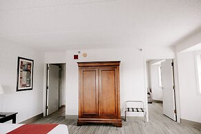 Findlay Inn and Conference Center