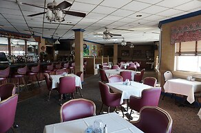 Findlay Inn and Conference Center