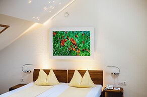 TOP HOTEL ODELYA Basel