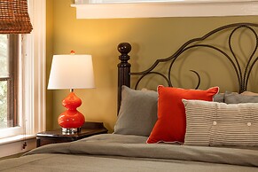Rosemont Inn Bed & Breakfast