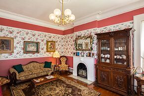 Rosemont Inn Bed & Breakfast