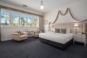 The Convent Hunter Valley Hotel
