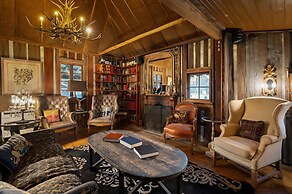 The Convent Hunter Valley Hotel