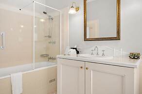 The Convent Hunter Valley Hotel