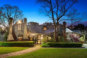 The Convent Hunter Valley Hotel