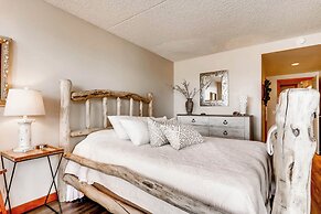 Evergreen Condominiums by Vail Resorts