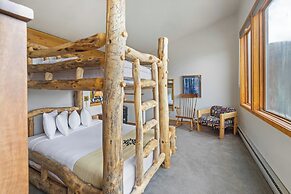 Evergreen Condominiums by Vail Resorts