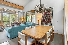 Evergreen Condominiums by Vail Resorts