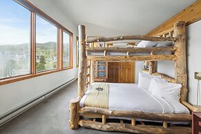 Evergreen Condominiums by Vail Resorts