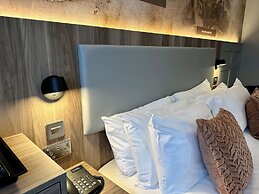 Blarney Woollen Mills Hotel, BW Signature Collection