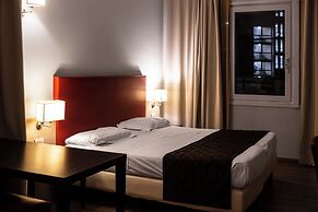Regal Hotel