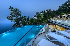 Grand Hotel Adriatic I