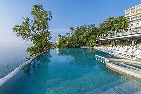 Grand Hotel Adriatic I