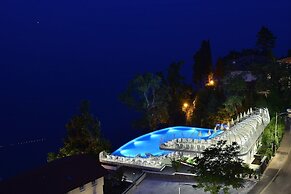 Grand Hotel Adriatic I
