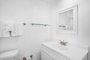 Coconut Cay Resort & Marina