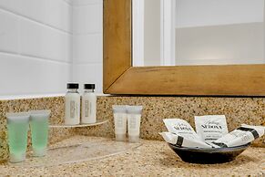 Coconut Cay Resort & Marina