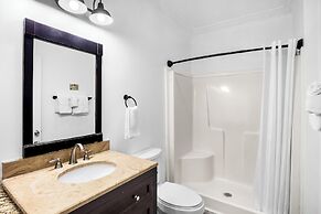 Coconut Cay Resort & Marina