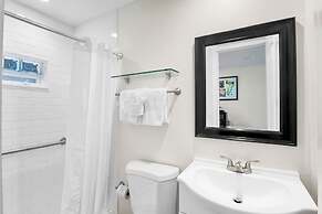 Coconut Cay Resort & Marina