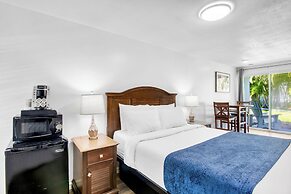 Coconut Cay Resort & Marina