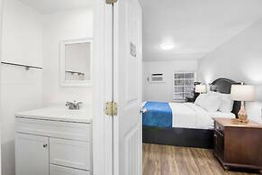 Coconut Cay Resort & Marina