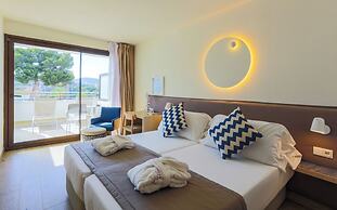 FERGUS Style Tobago - Adults Only