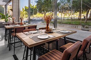 Elba Almería Business & Convention Hotel