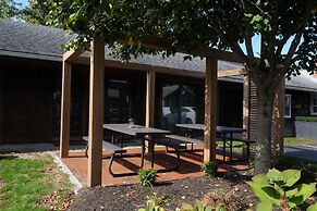 Veranda Cape Cod Family Resort