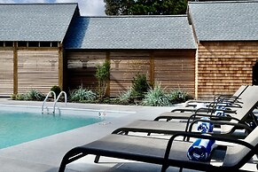 Veranda Cape Cod Family Resort