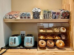 Veranda Cape Cod Family Resort