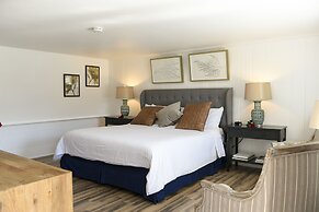 Veranda Cape Cod Family Resort